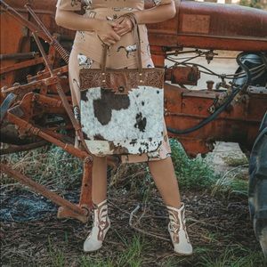 Embossed Leather and Cowhide Western Style Tote